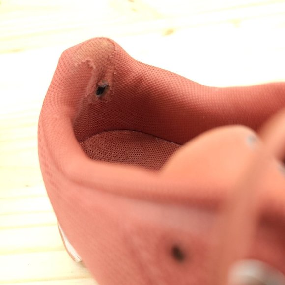 On Cloud Women's Running Shoes Sz 7.5 Athletic Sneakers Trainers - Picture 9 of 10